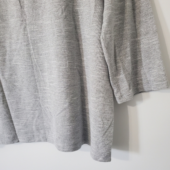 ZENERGY Chicos Gray Sparkle Rhinestone Metallic Top Blouse Womens 2 Large FLAW - Picture 9 of 15